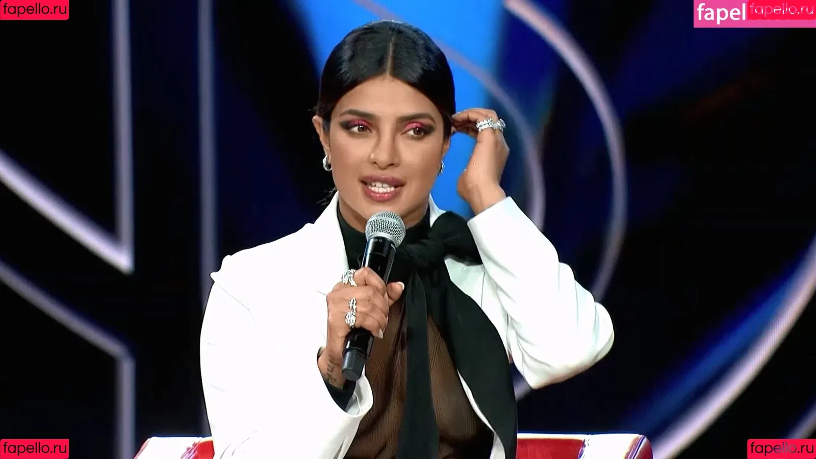 Priyanka Chopra / officialsherlynchopra / priyankachopra Onlyfans Photo Gallery 