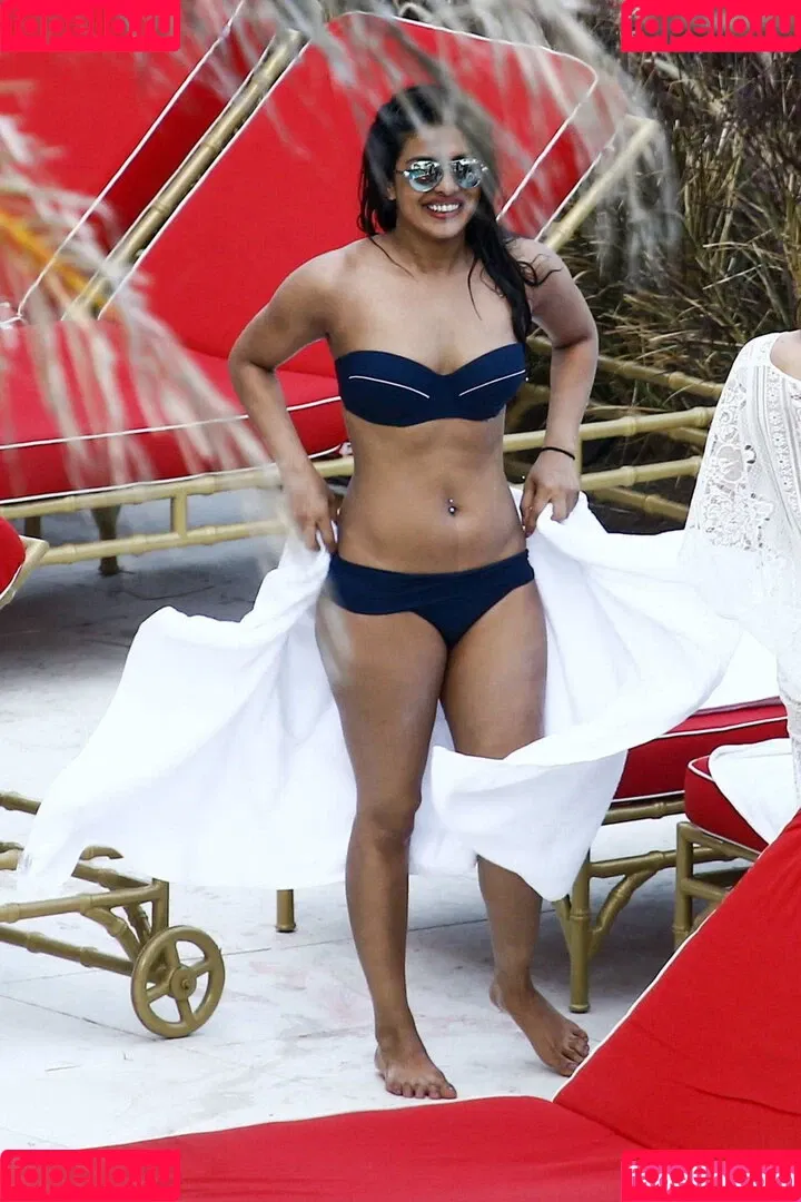 Priyanka Chopra / officialsherlynchopra / priyankachopra Onlyfans Photo Gallery 