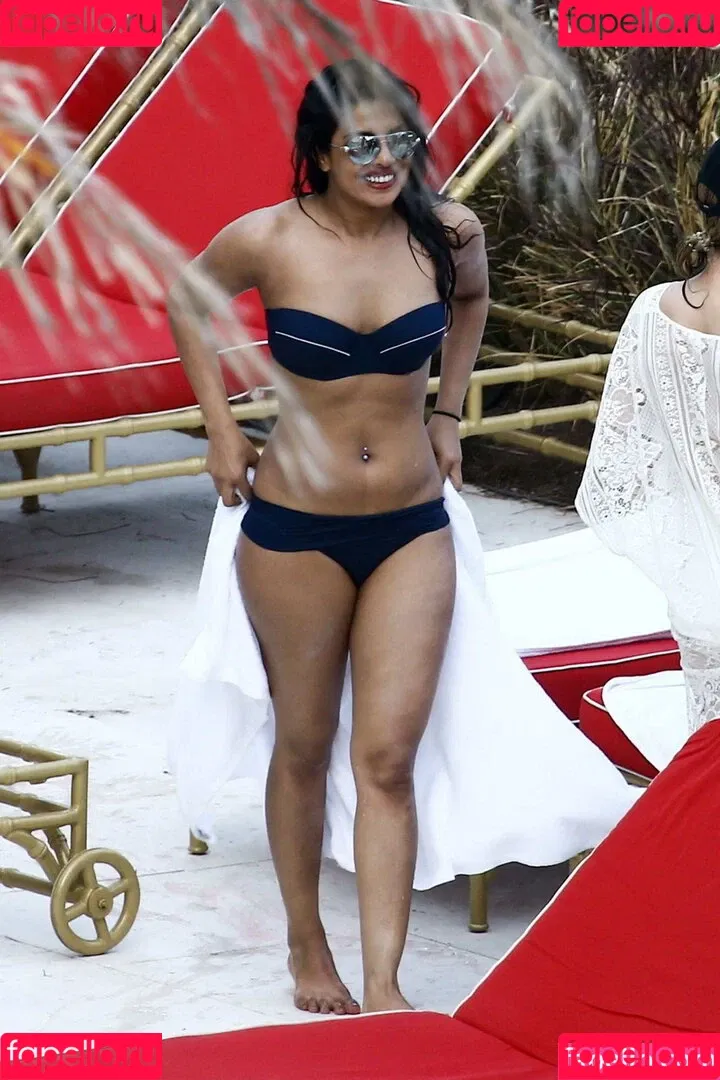 Priyanka Chopra / officialsherlynchopra / priyankachopra Onlyfans Photo Gallery 