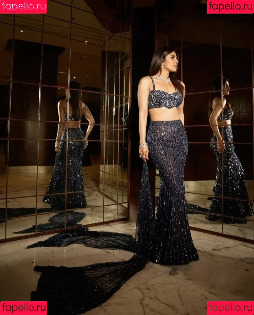 Priyanka Chopra / officialsherlynchopra / priyankachopra Onlyfans Photo Gallery 