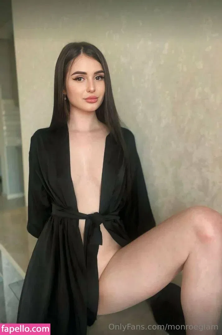 monroeglam Onlyfans Photo Gallery 