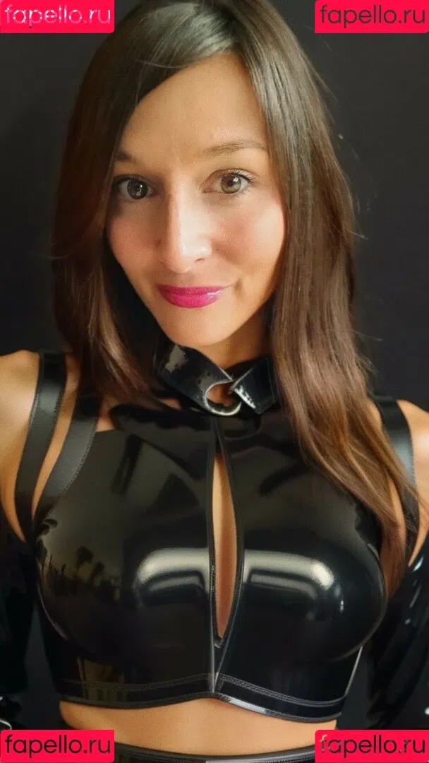 La_mode_d_helena / hd.of.femininity / hd.of.feminity / valentinaseduction Onlyfans Photo Gallery 