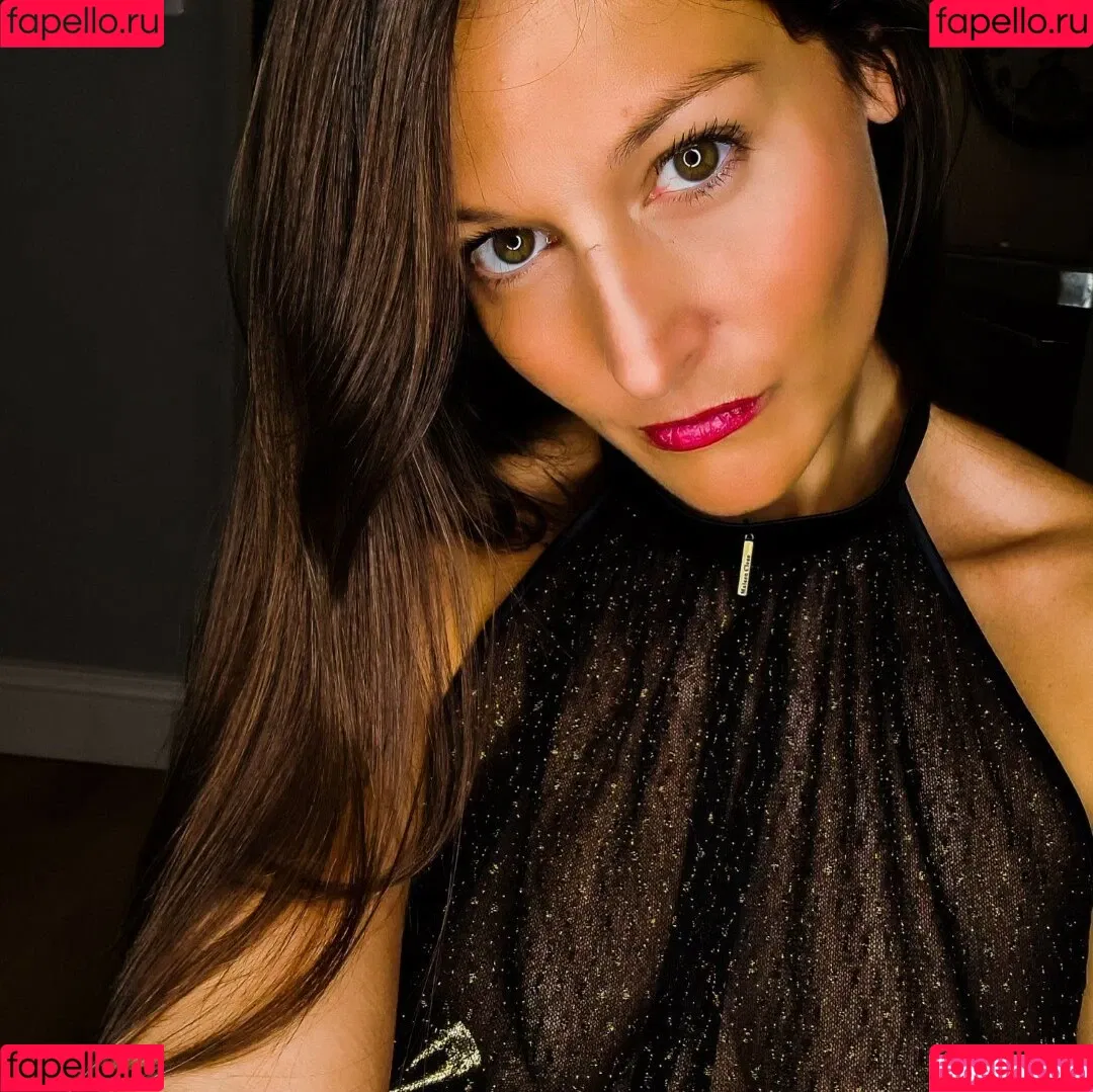 La_mode_d_helena / hd.of.femininity / hd.of.feminity / valentinaseduction Onlyfans Photo Gallery 