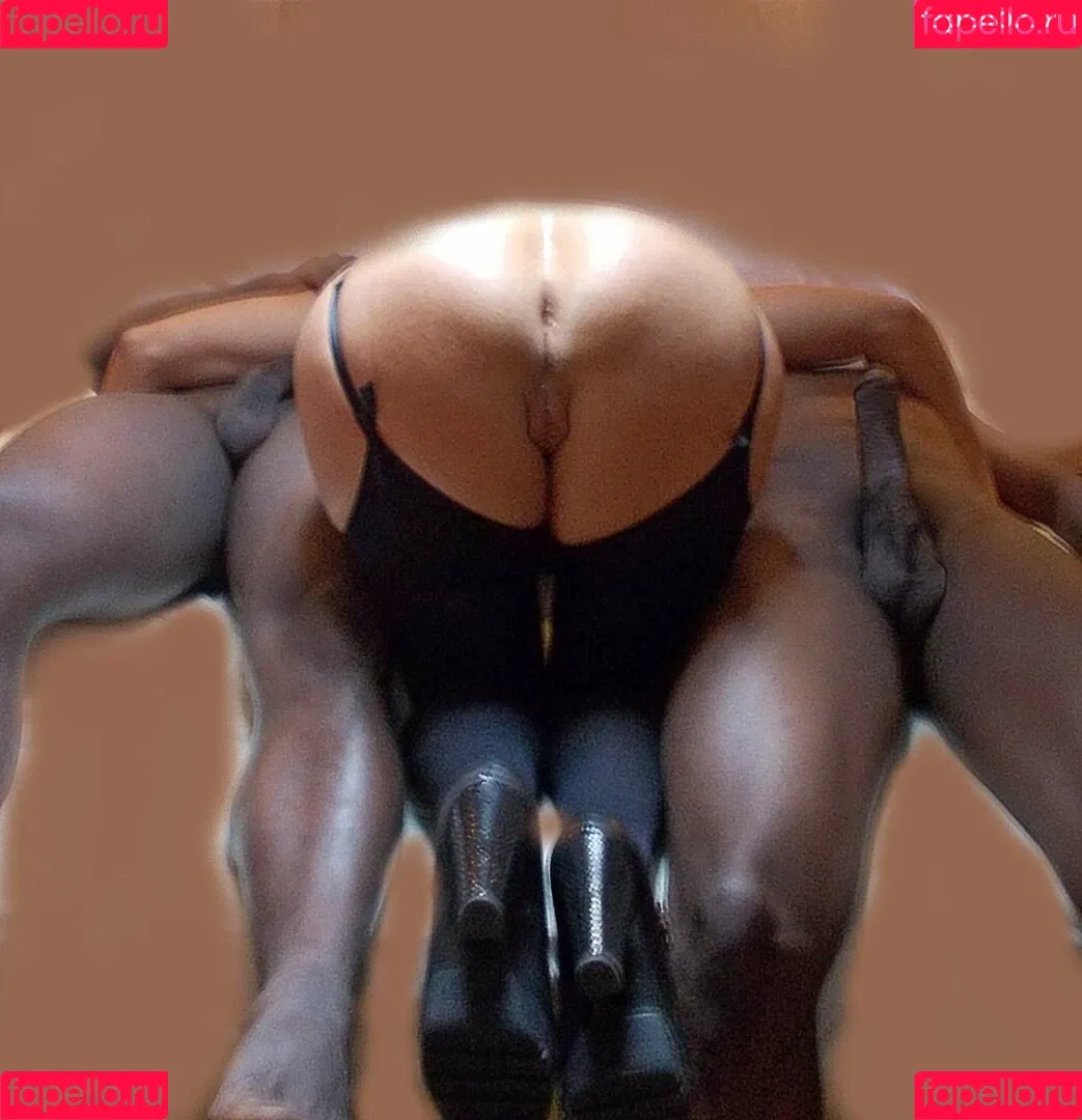Hotwives XXX / hotwifeemma / katiejaneuk Onlyfans Photo Gallery 