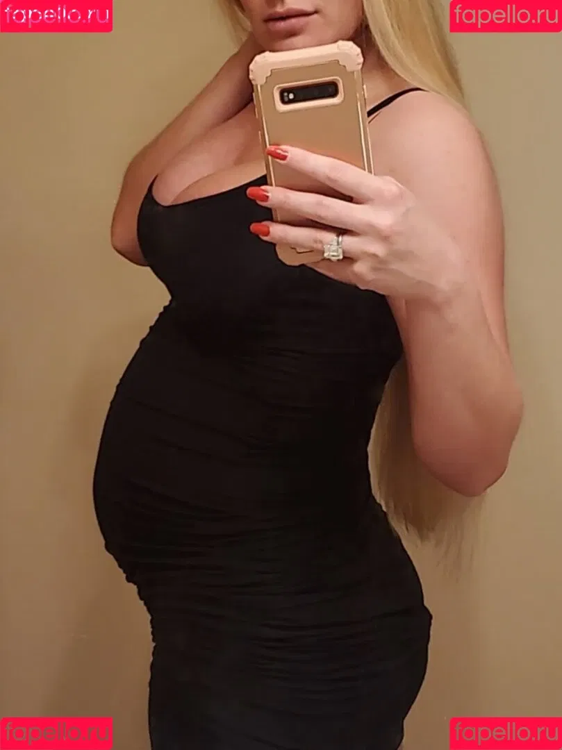 Hotwives XXX / hotwifeemma / katiejaneuk Onlyfans Photo Gallery 