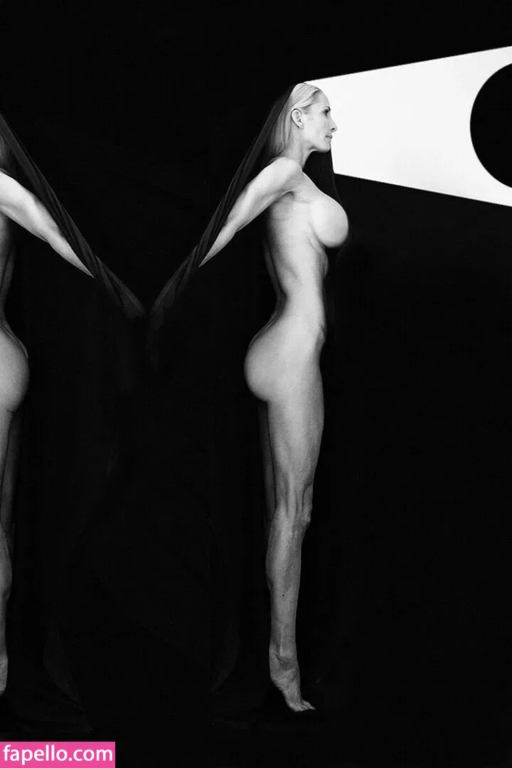 Hotwives XXX / hotwifeemma / katiejaneuk Onlyfans Photo Gallery 