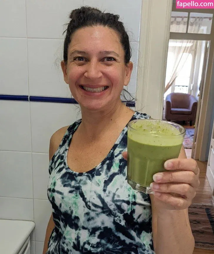 Hotwives XXX / hotwifeemma / katiejaneuk Onlyfans Photo Gallery 