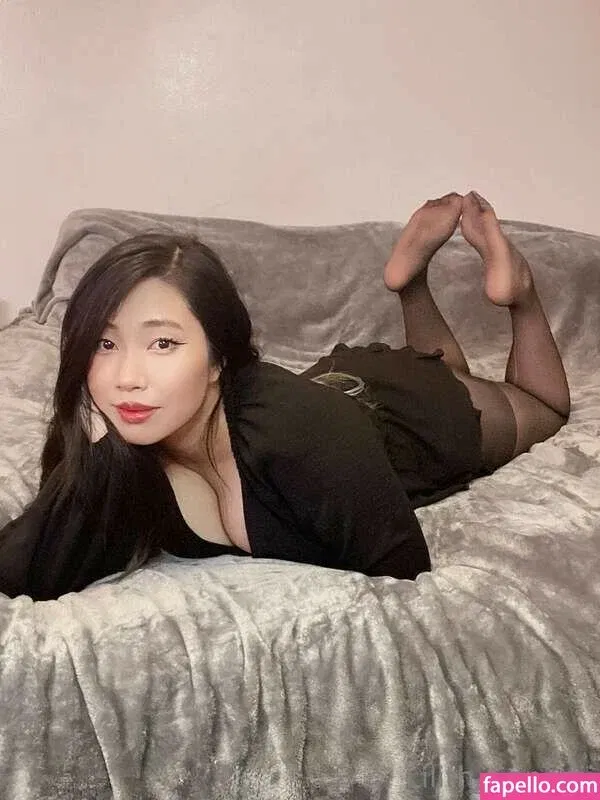 Hotwives XXX / hotwifeemma / katiejaneuk Onlyfans Photo Gallery 