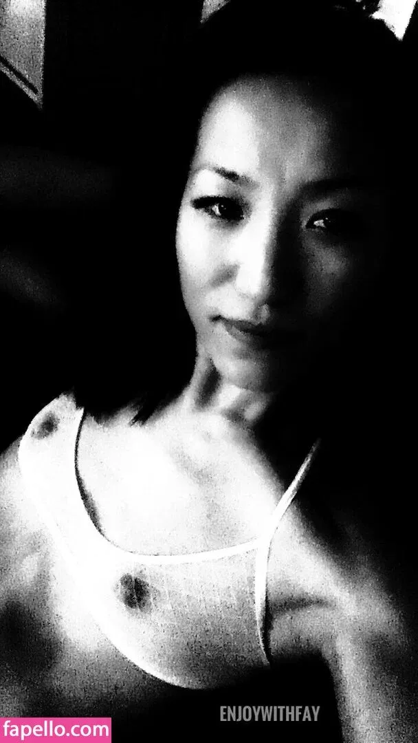 Hotwives XXX / hotwifeemma / katiejaneuk Onlyfans Photo Gallery 