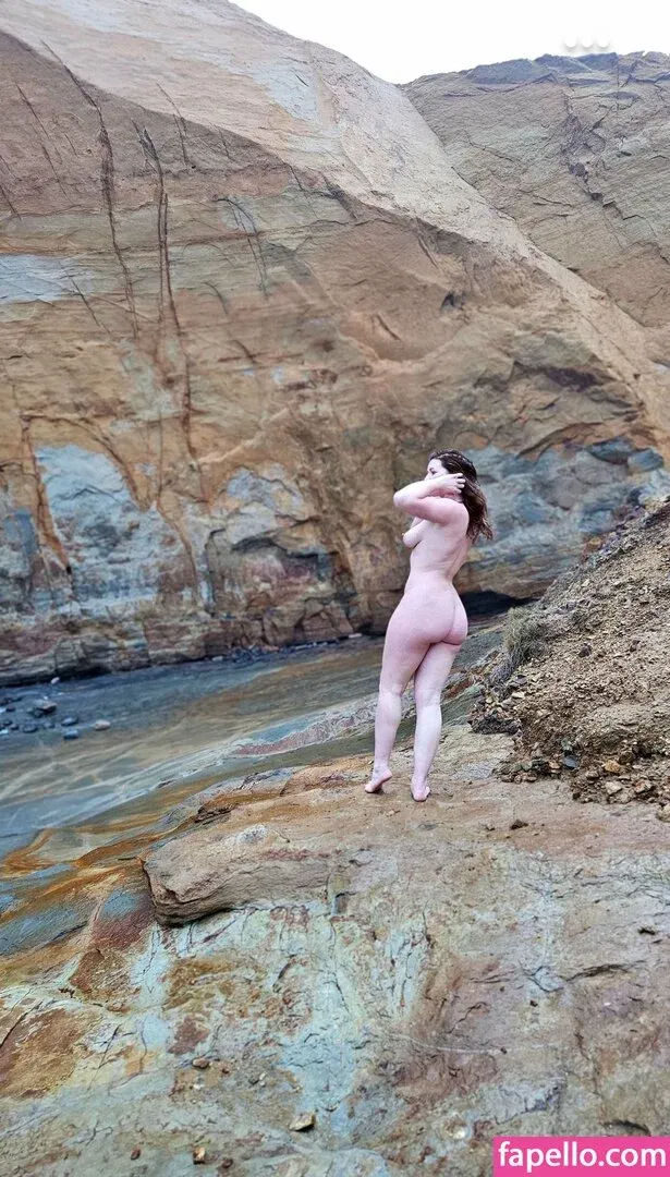 Hotwives XXX / hotwifeemma / katiejaneuk Onlyfans Photo Gallery 