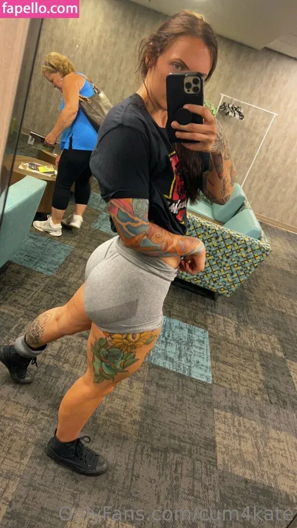 Hotwives XXX / hotwifeemma / katiejaneuk Onlyfans Photo Gallery 