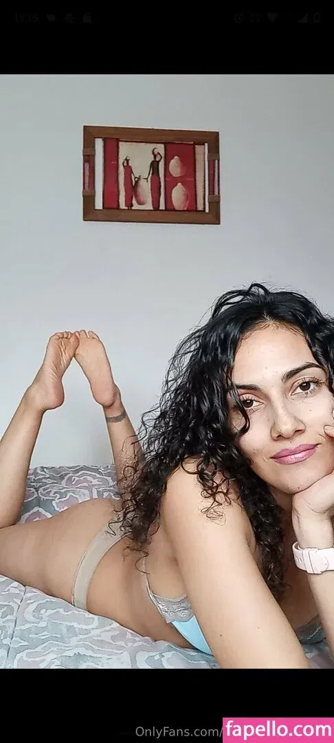 brunettewithcurls Onlyfans Photo Gallery 