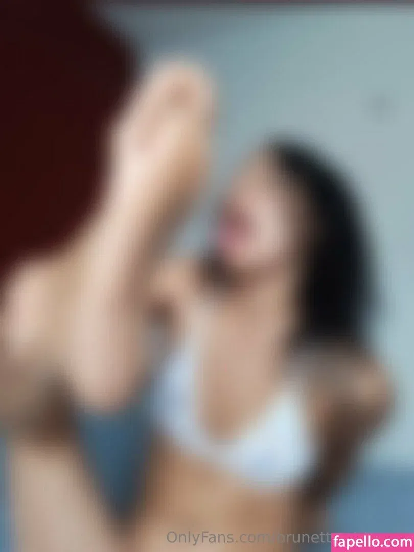 brunettewithcurls Onlyfans Photo Gallery 