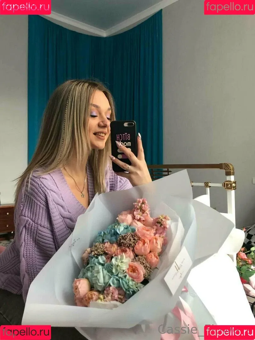 _cassie_flowers / cassie_flower Onlyfans Photo Gallery 