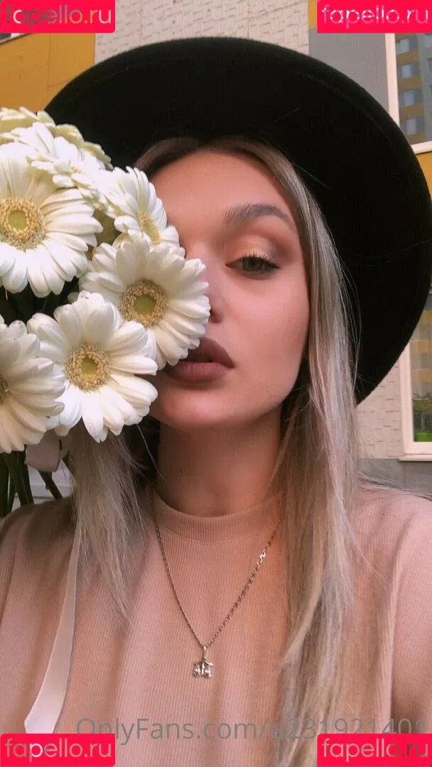 _cassie_flowers / cassie_flower Onlyfans Photo Gallery 