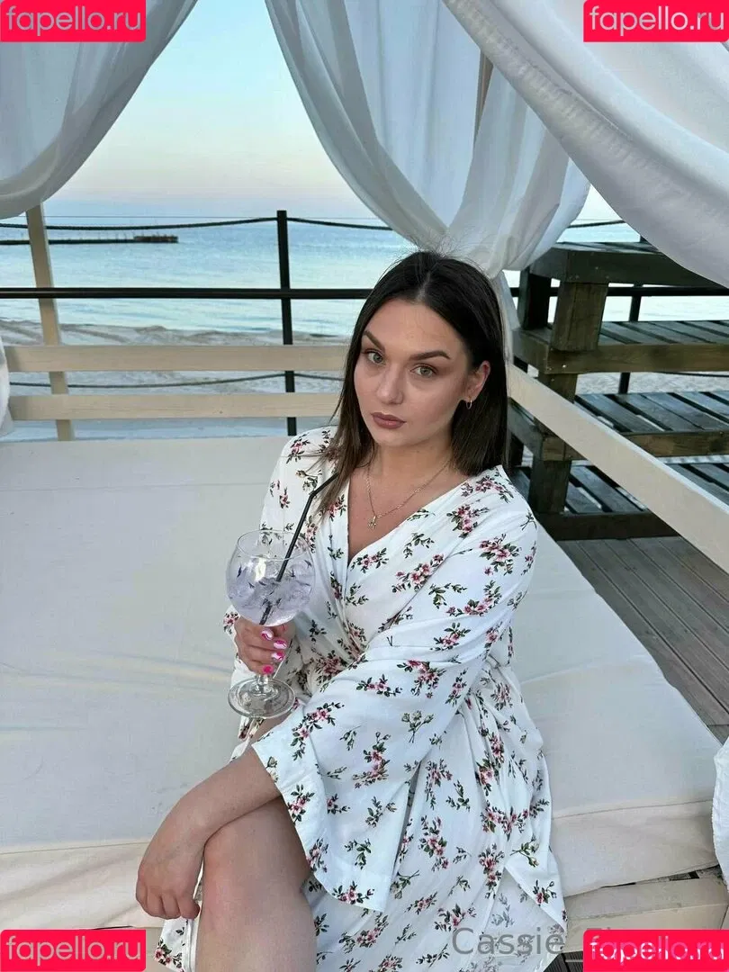 _cassie_flowers / cassie_flower Onlyfans Photo Gallery 