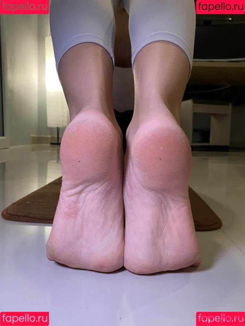 eurasian.feet / eurasian_feet Onlyfans Photo Gallery 