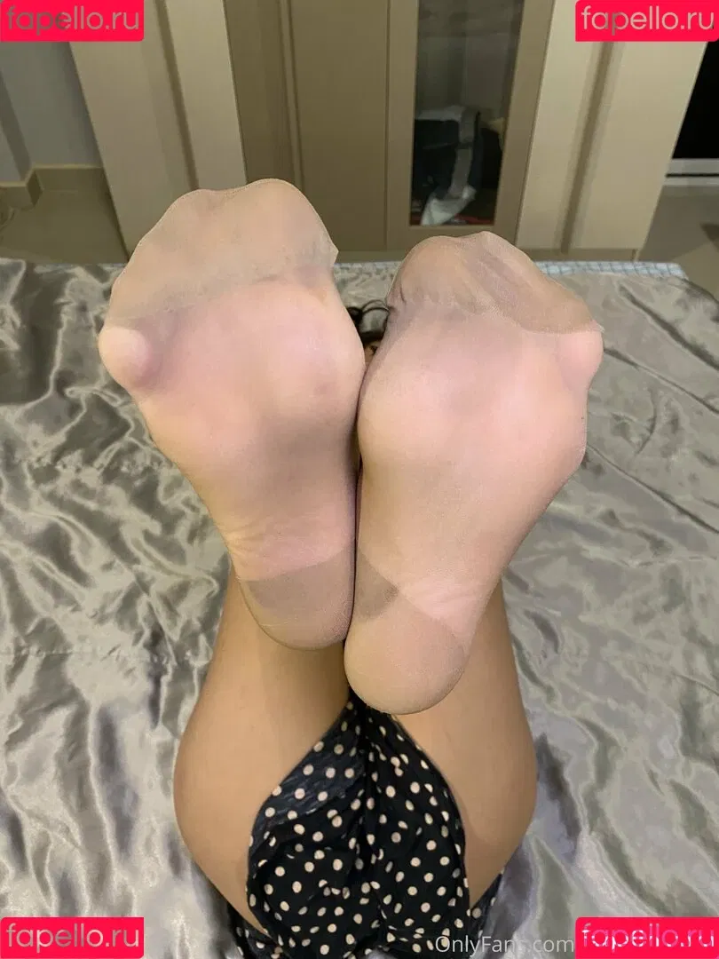 eurasian.feet / eurasian_feet Onlyfans Photo Gallery 