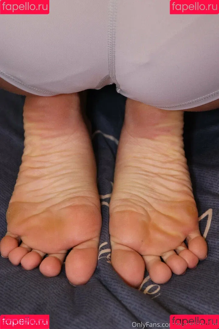 eurasian.feet / eurasian_feet Onlyfans Photo Gallery 