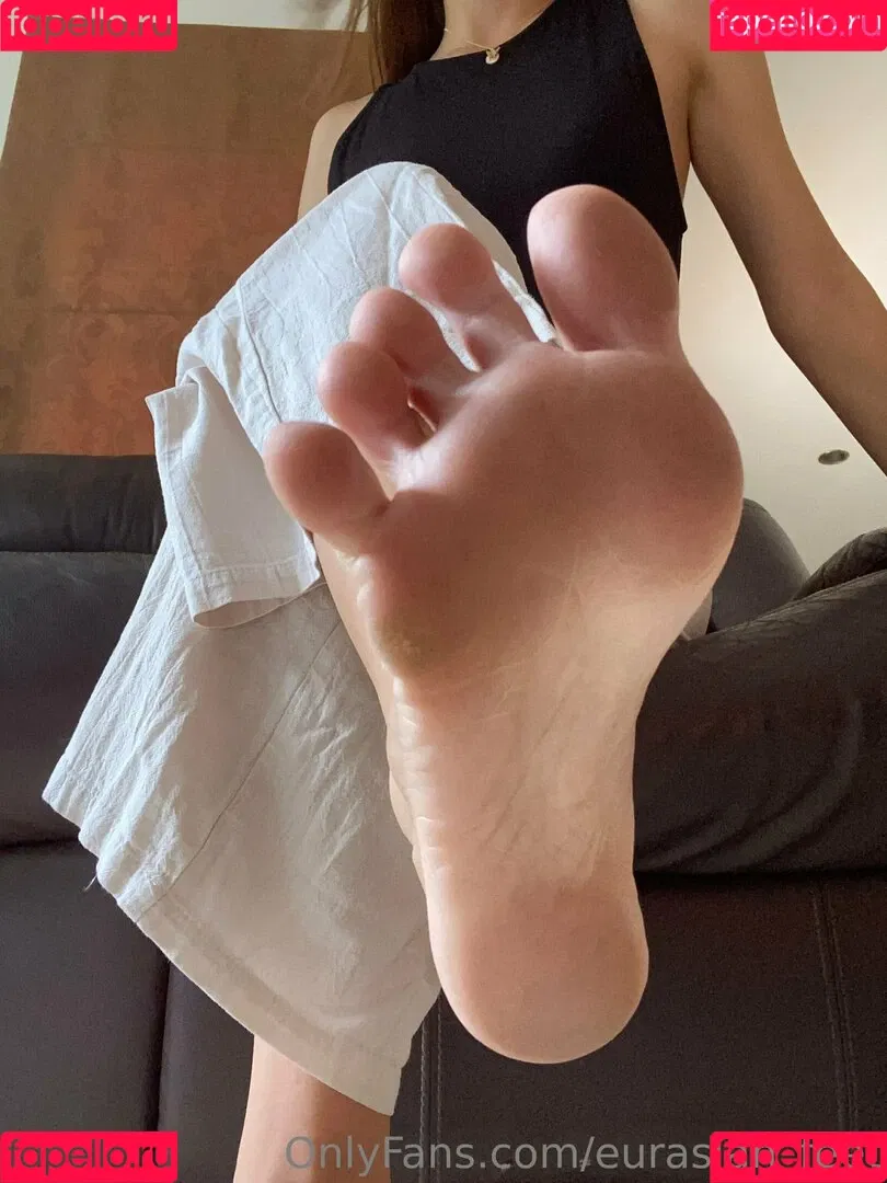 eurasian.feet / eurasian_feet Onlyfans Photo Gallery 