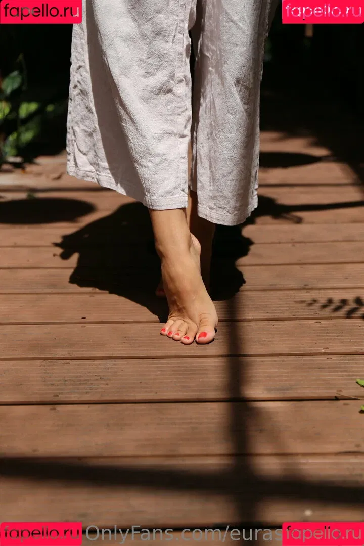 eurasian.feet / eurasian_feet Onlyfans Photo Gallery 