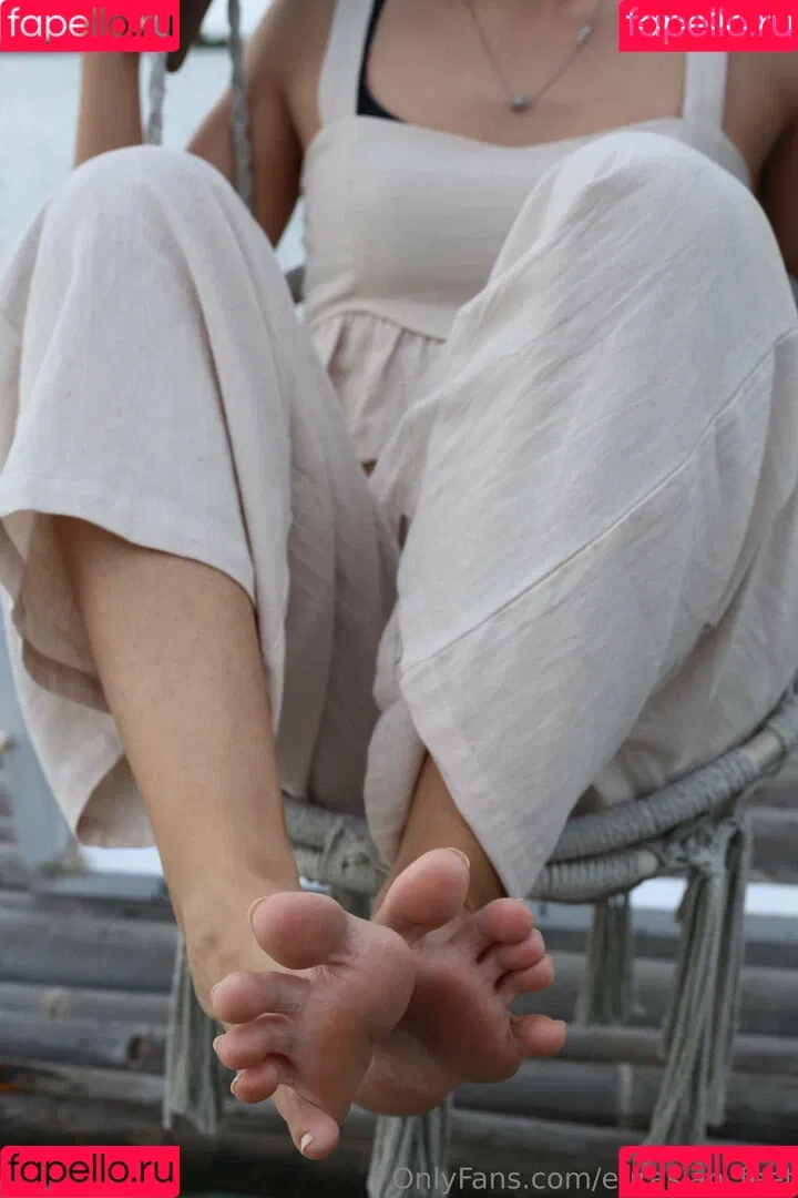 eurasian.feet / eurasian_feet Onlyfans Photo Gallery 