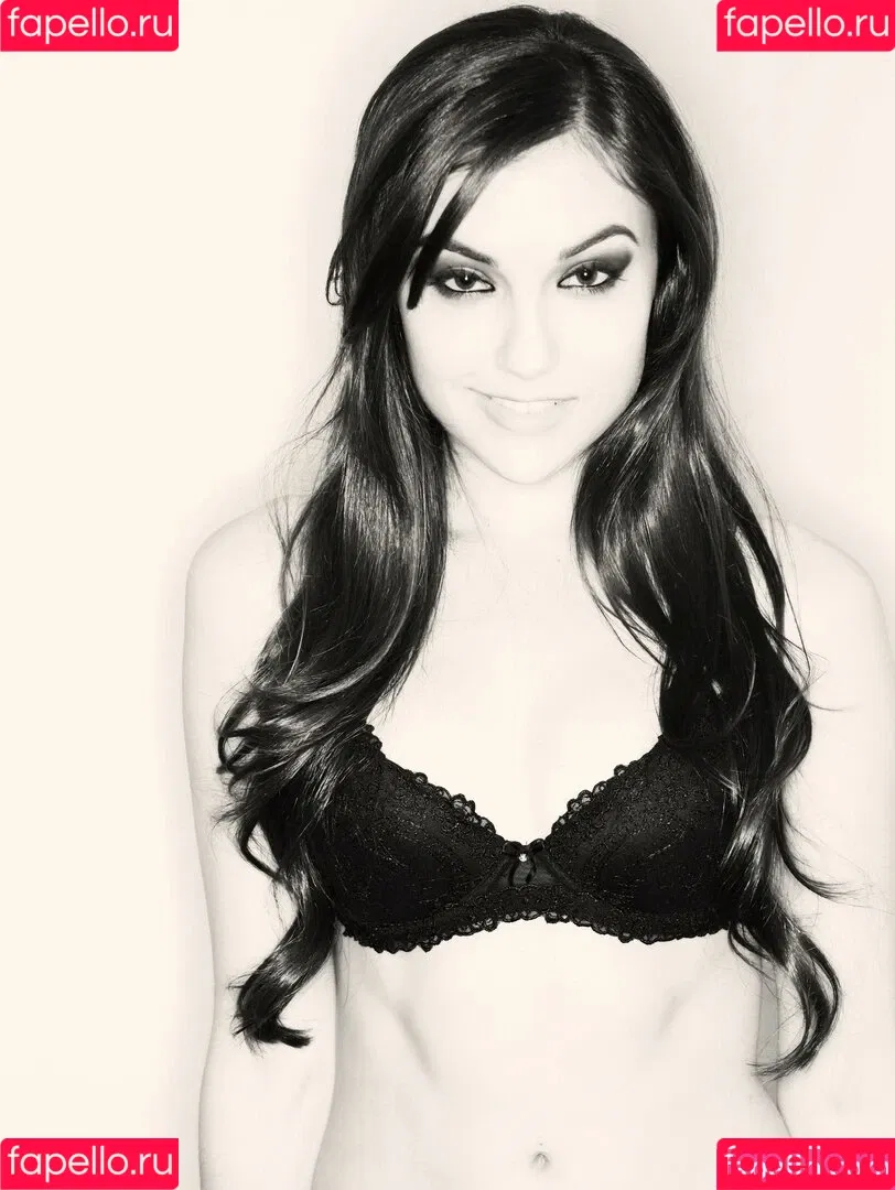 Sasha Grey / mattiavenni / sashagrey / sashathegreyt Onlyfans Photo Gallery 