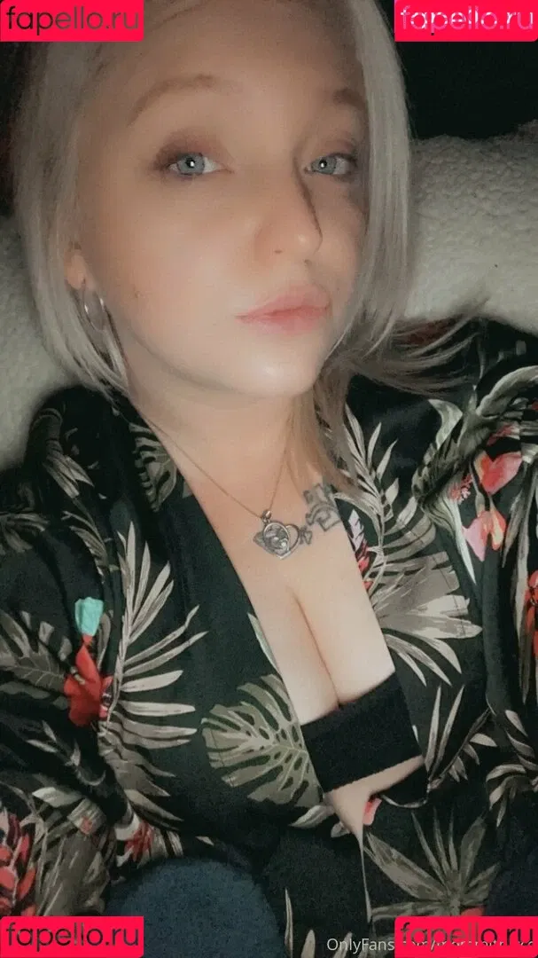 mommithiccc / officialmichellcc Onlyfans Photo Gallery 