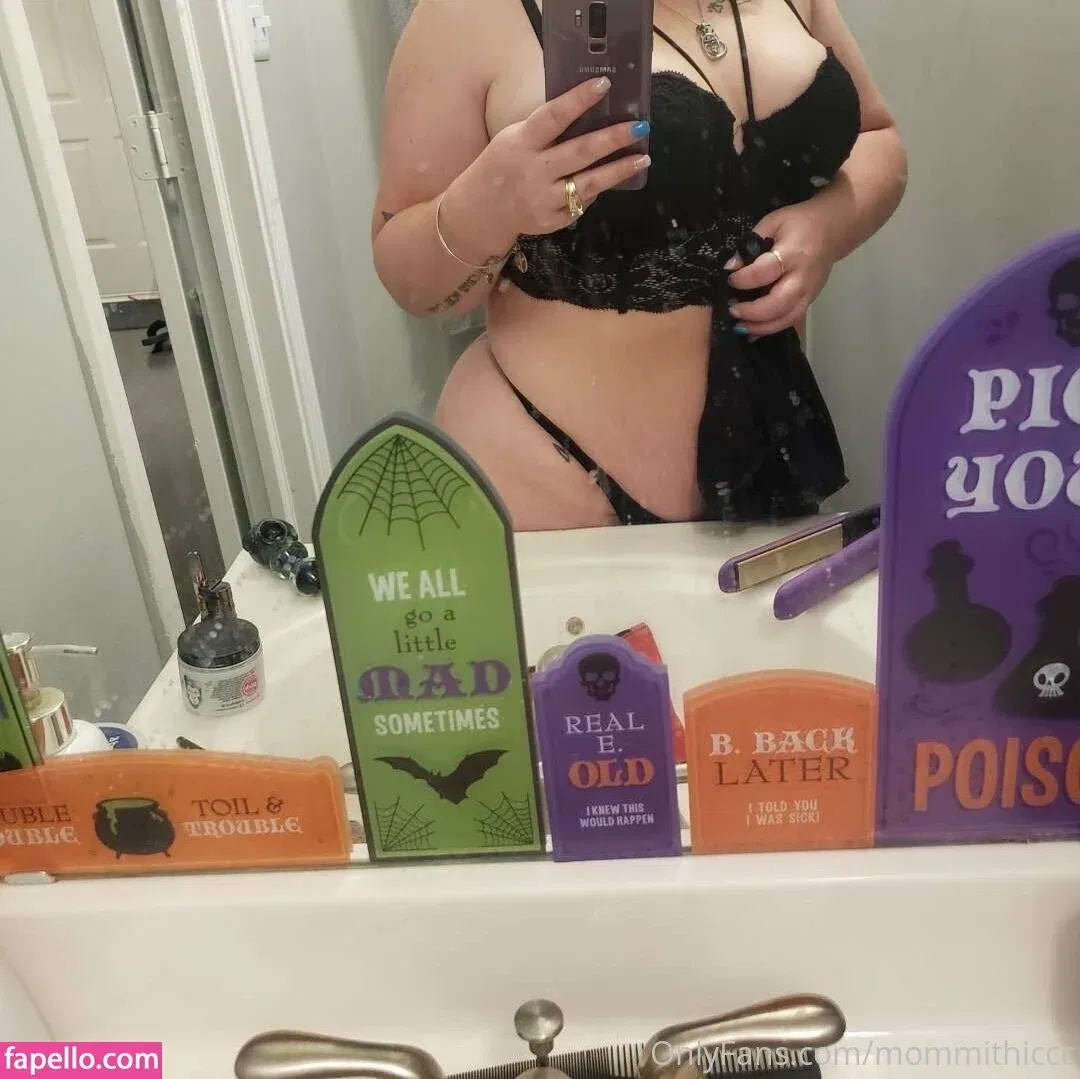 mommithiccc / officialmichellcc Onlyfans Photo Gallery 