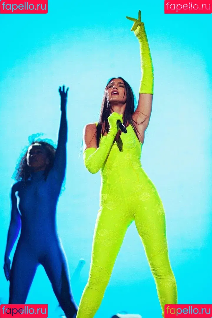 Dua Lipa / dualipa / laaura6996 Onlyfans Photo Gallery 