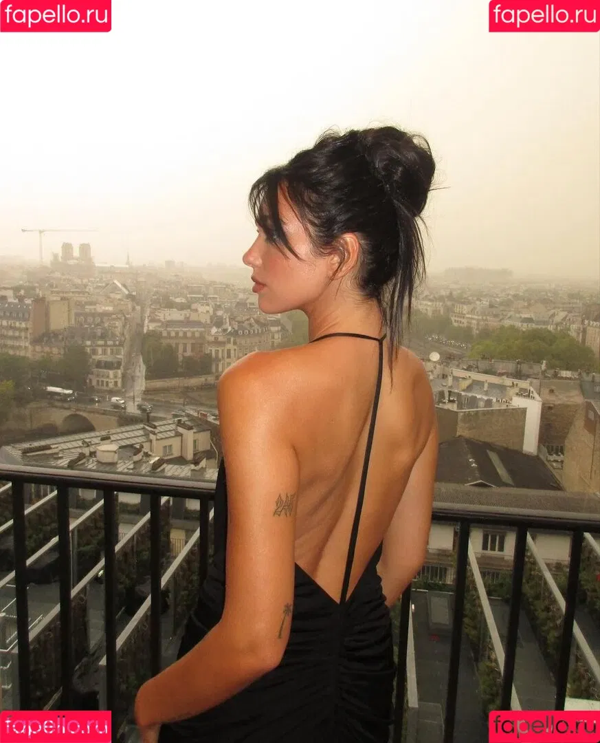 Dua Lipa / dualipa / laaura6996 Onlyfans Photo Gallery 