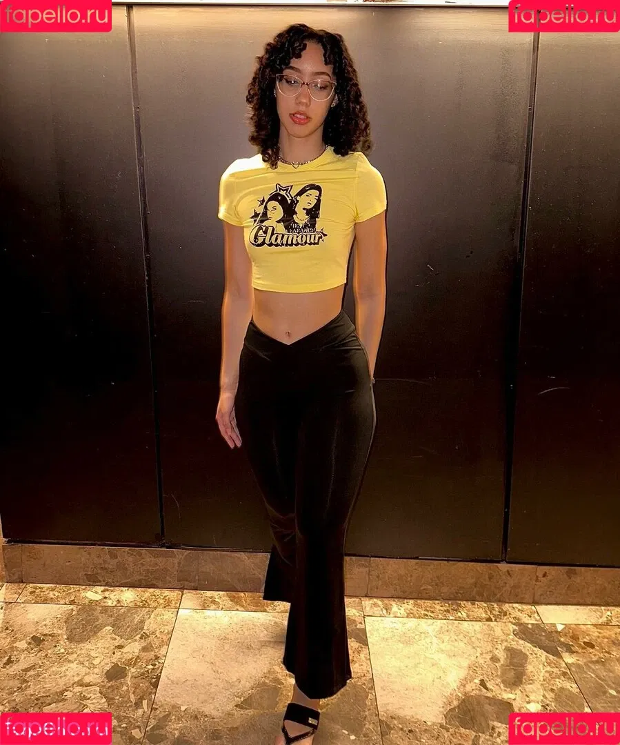 eliana / ewmxt / lalayravo / woahnatty Onlyfans Photo Gallery 