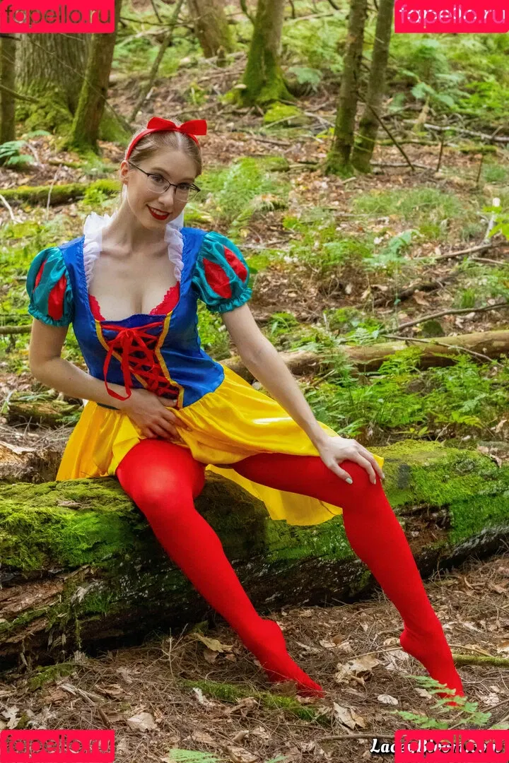 Lacey Bloom / TheLaceyBloom / laceybloom / thelaceybloom_ Onlyfans Photo Gallery 