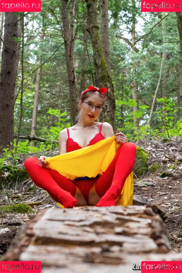 Lacey Bloom / TheLaceyBloom / laceybloom / thelaceybloom_ Onlyfans Photo Gallery 