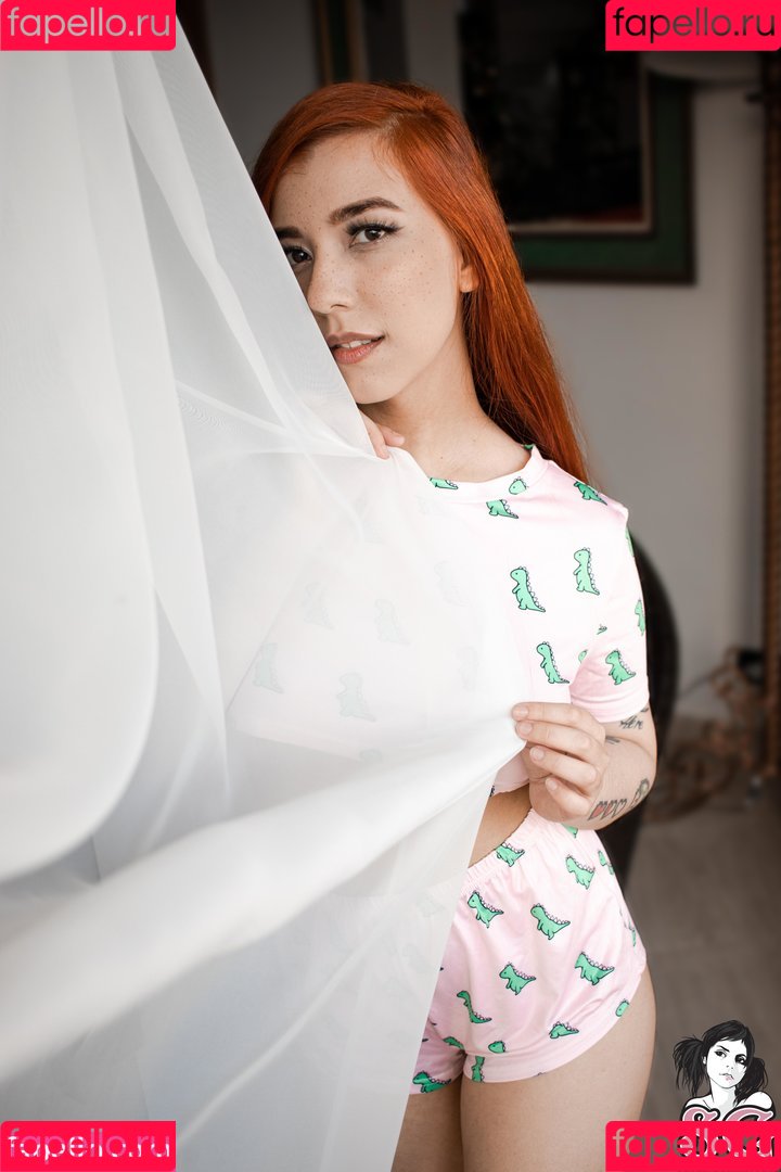 Amra Suicide Onlyfans Photo Gallery 