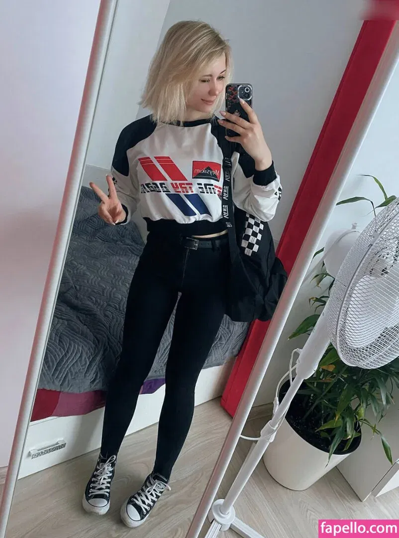 Mikasarino Onlyfans Photo Gallery 