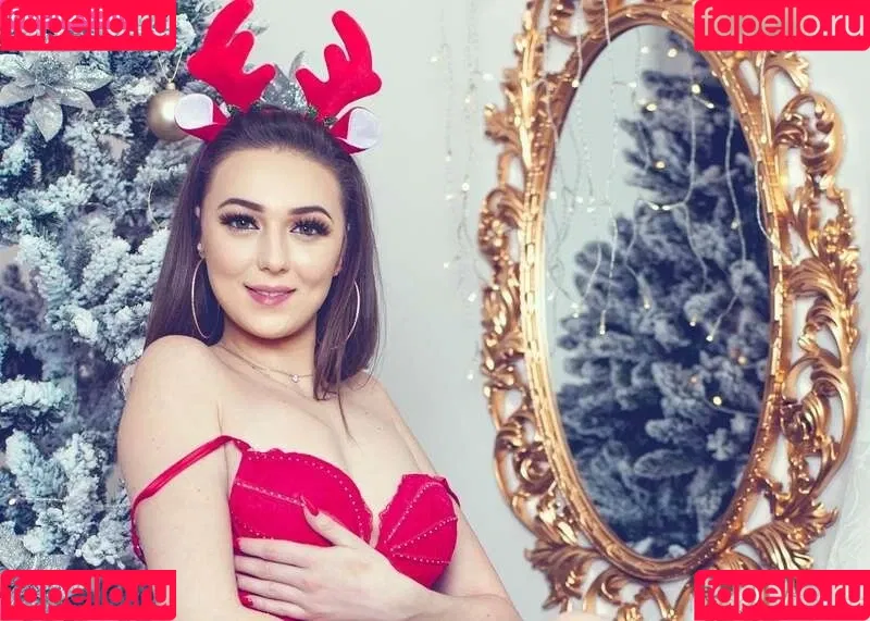 Isabella De Laa / isabelladelaa / isabelladelaa_official Onlyfans Photo Gallery 
