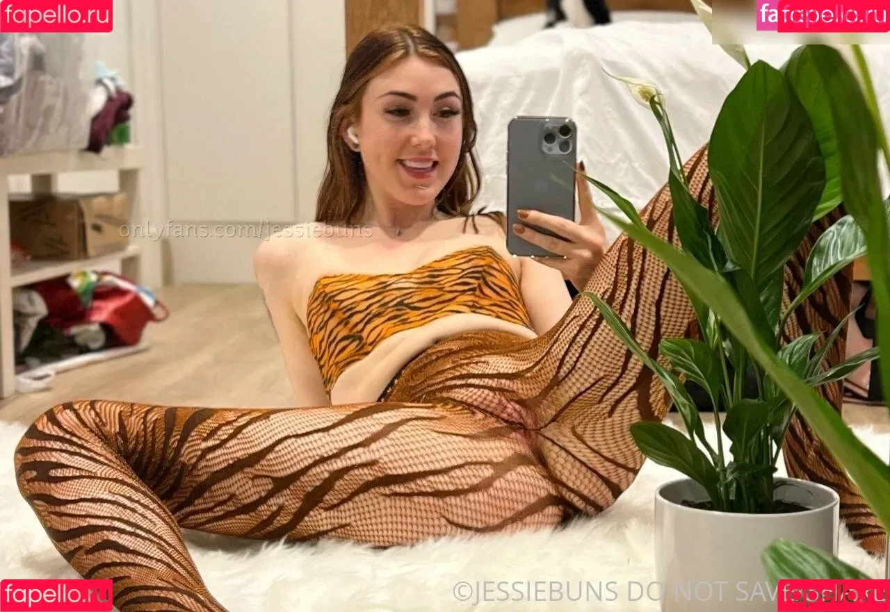 Jessie Buns / itsjessiebuns / jessie_buns Onlyfans Photo Gallery 