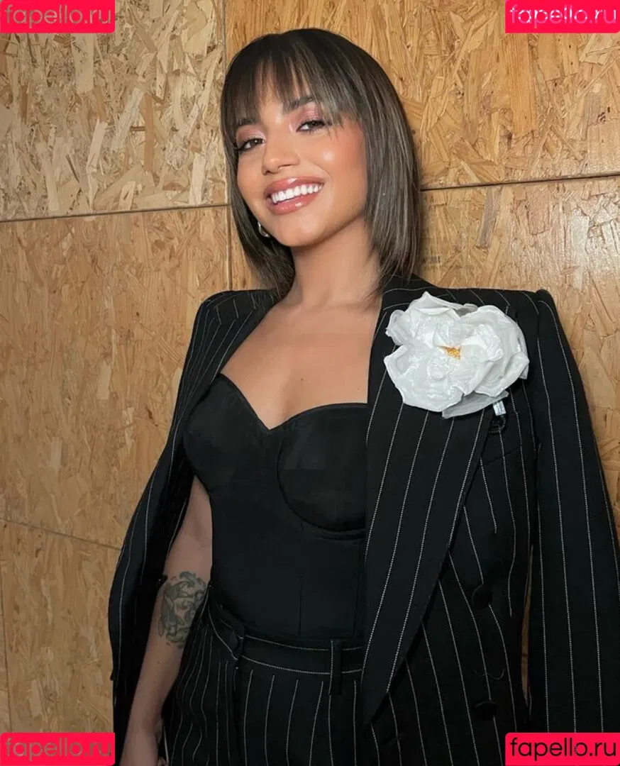 Isabela Merced / isabelamerced Onlyfans Photo Gallery 