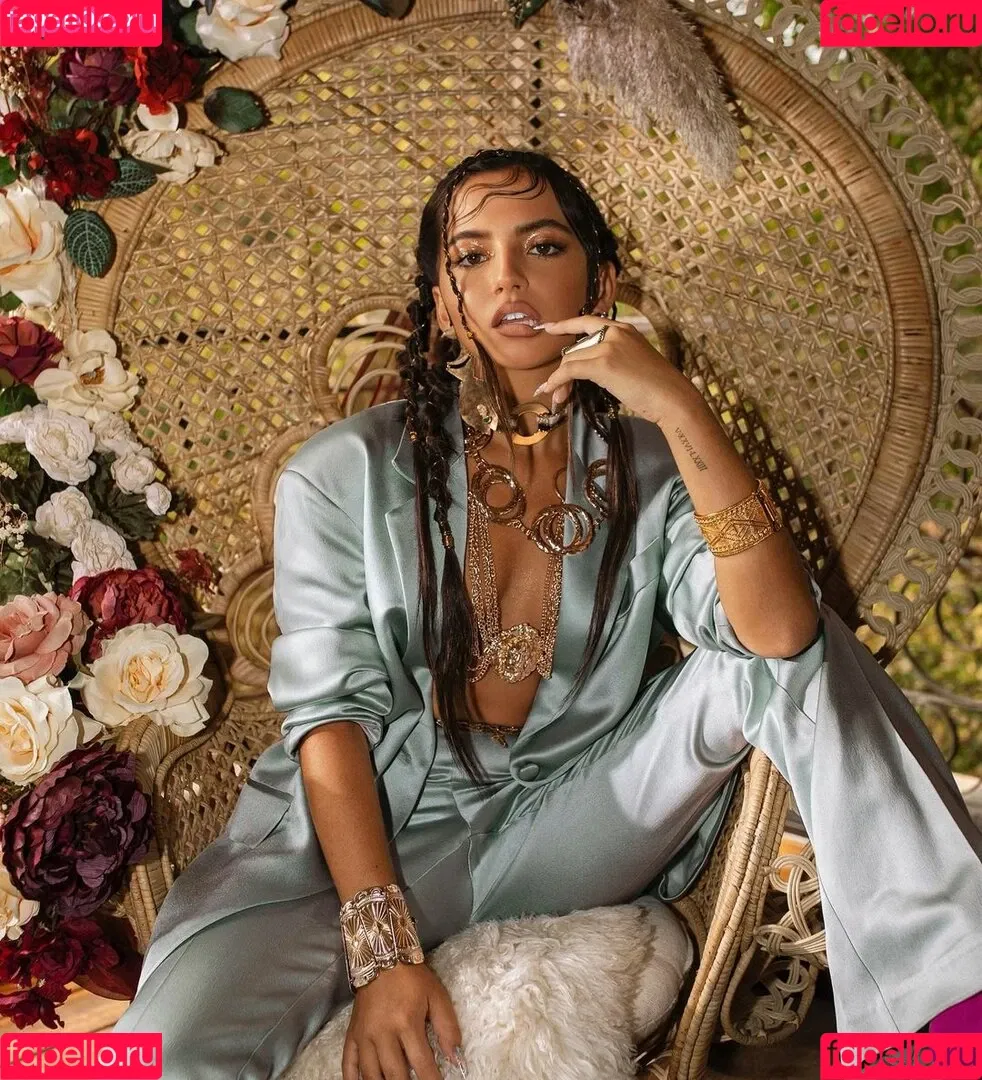 Isabela Merced / isabelamerced Onlyfans Photo Gallery 