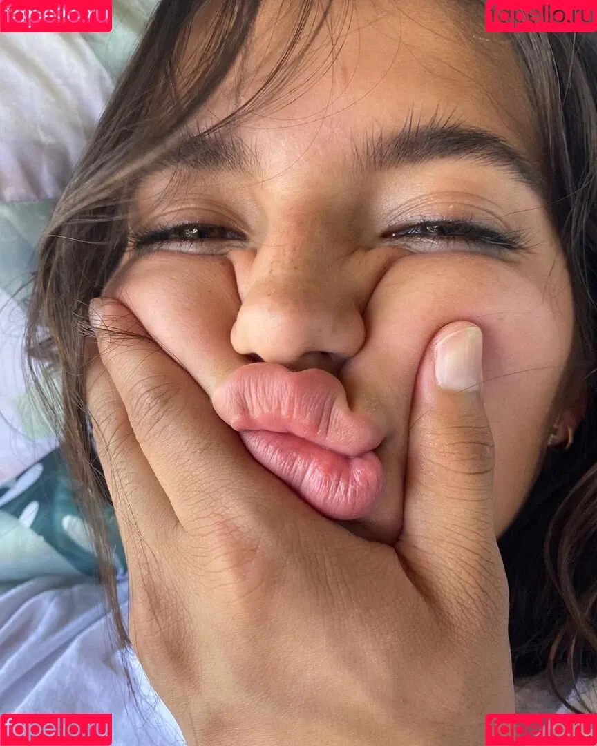 Isabela Merced / isabelamerced Onlyfans Photo Gallery 