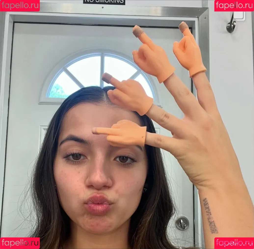 Isabela Merced / isabelamerced Onlyfans Photo Gallery 