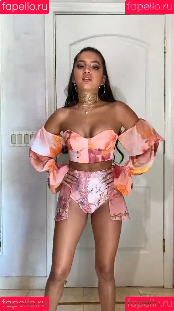 Isabela Merced / isabelamerced Onlyfans Photo Gallery 