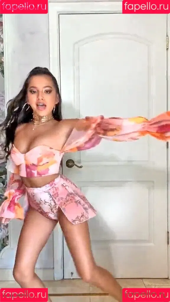 Isabela Merced / isabelamerced Onlyfans Photo Gallery 