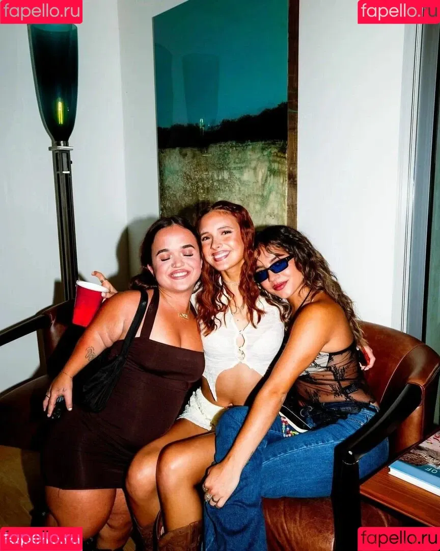Isabela Merced / isabelamerced Onlyfans Photo Gallery 