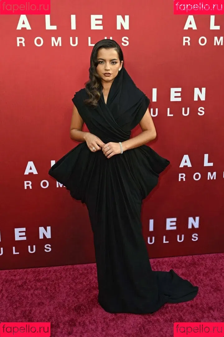 Isabela Merced / isabelamerced Onlyfans Photo Gallery 