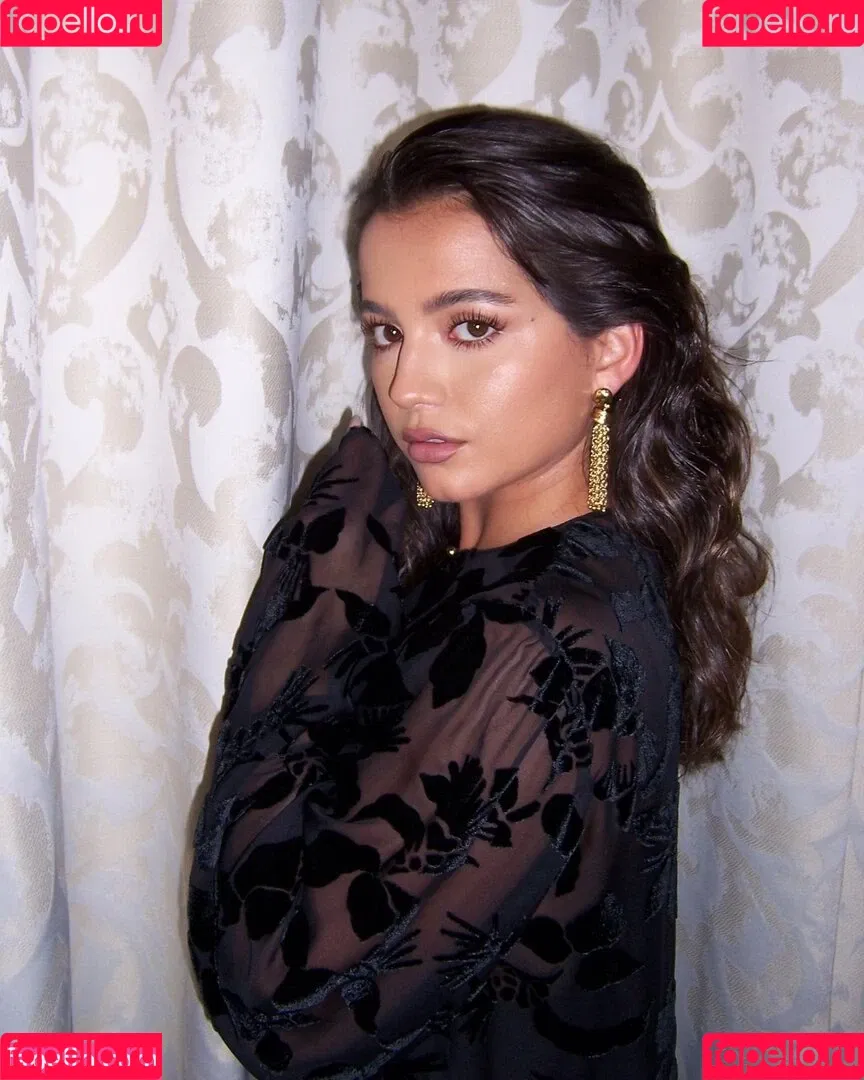 Isabela Merced / isabelamerced Onlyfans Photo Gallery 