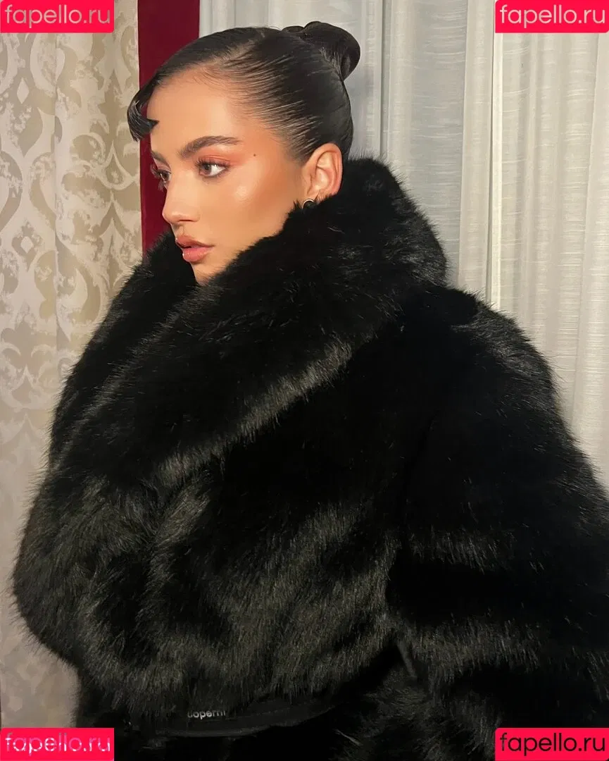 Isabela Merced / isabelamerced Onlyfans Photo Gallery 