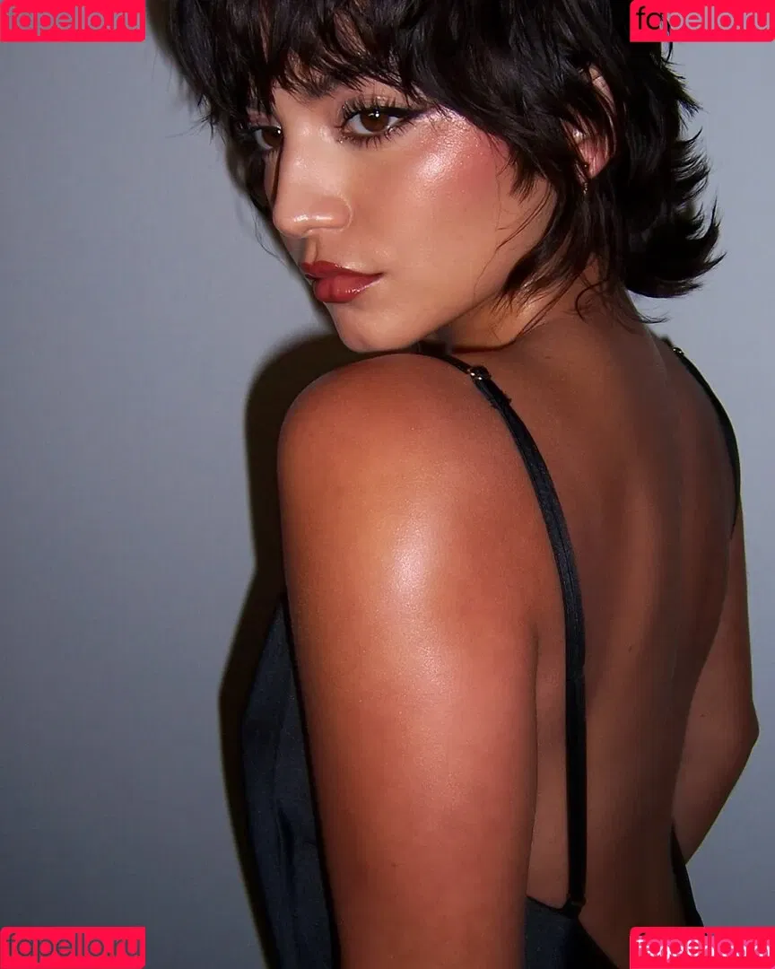 Isabela Merced / isabelamerced Onlyfans Photo Gallery 