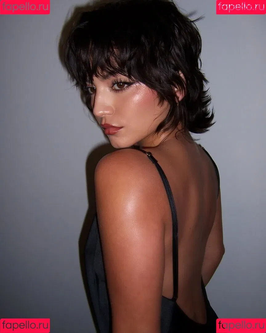 Isabela Merced / isabelamerced Onlyfans Photo Gallery 
